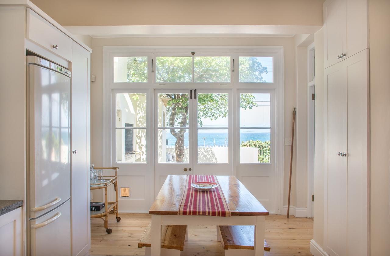 Fintimara Beach House Muizenberg Exterior photo
